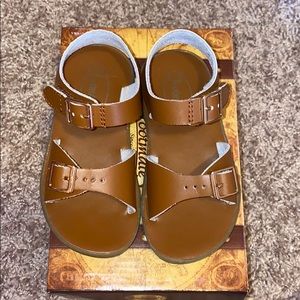 Footmates Tide Tan Sandals Size 7